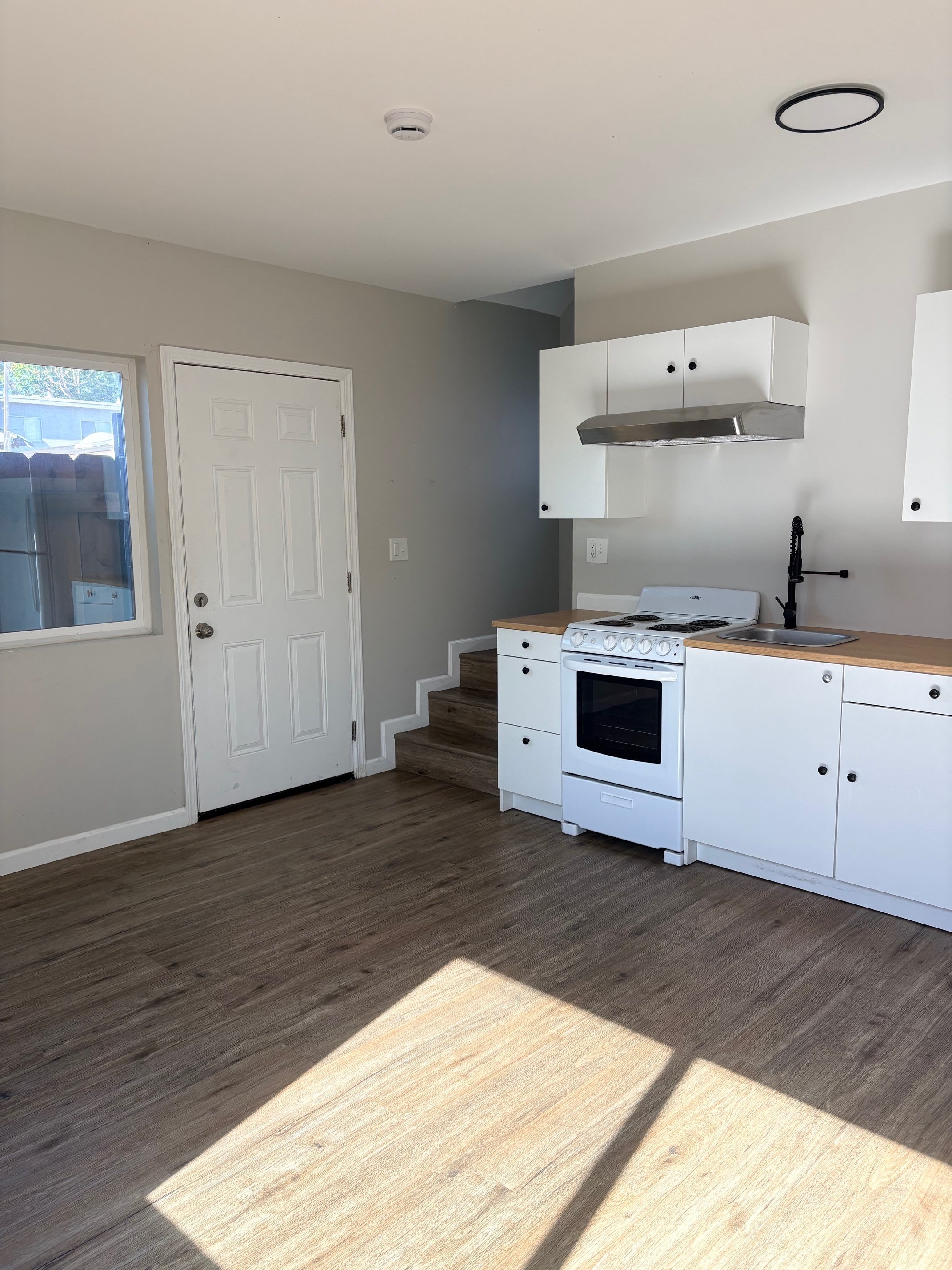 4475 Polk Ave – photo 3