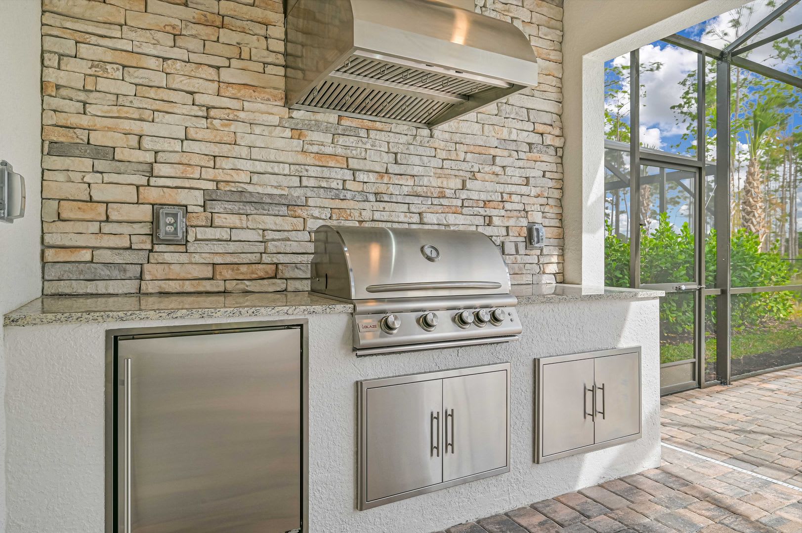 Vista At Wildblue Pool Home Ready To Rent – photo 3