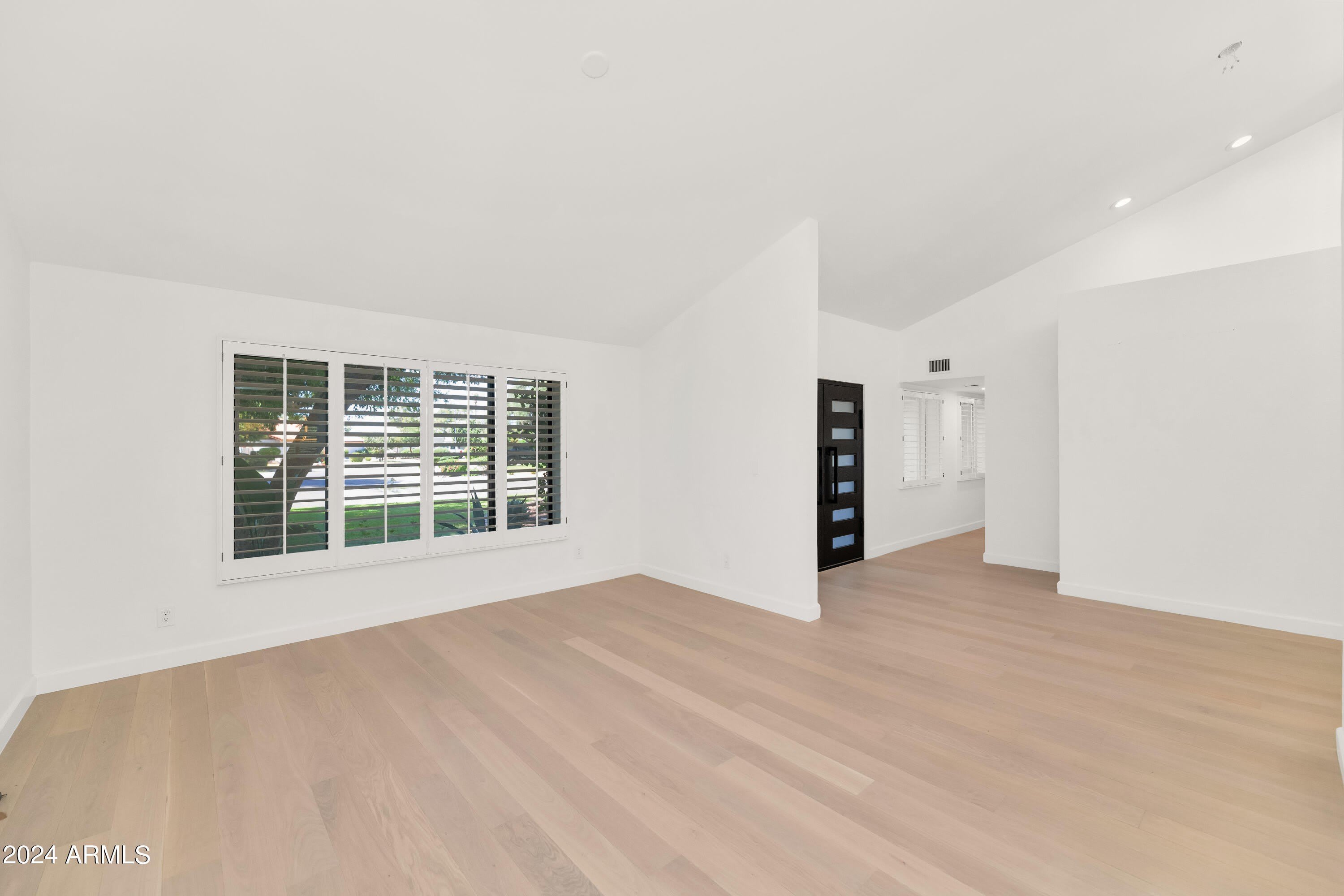 8030 E Via Sierra Drive – photo 3