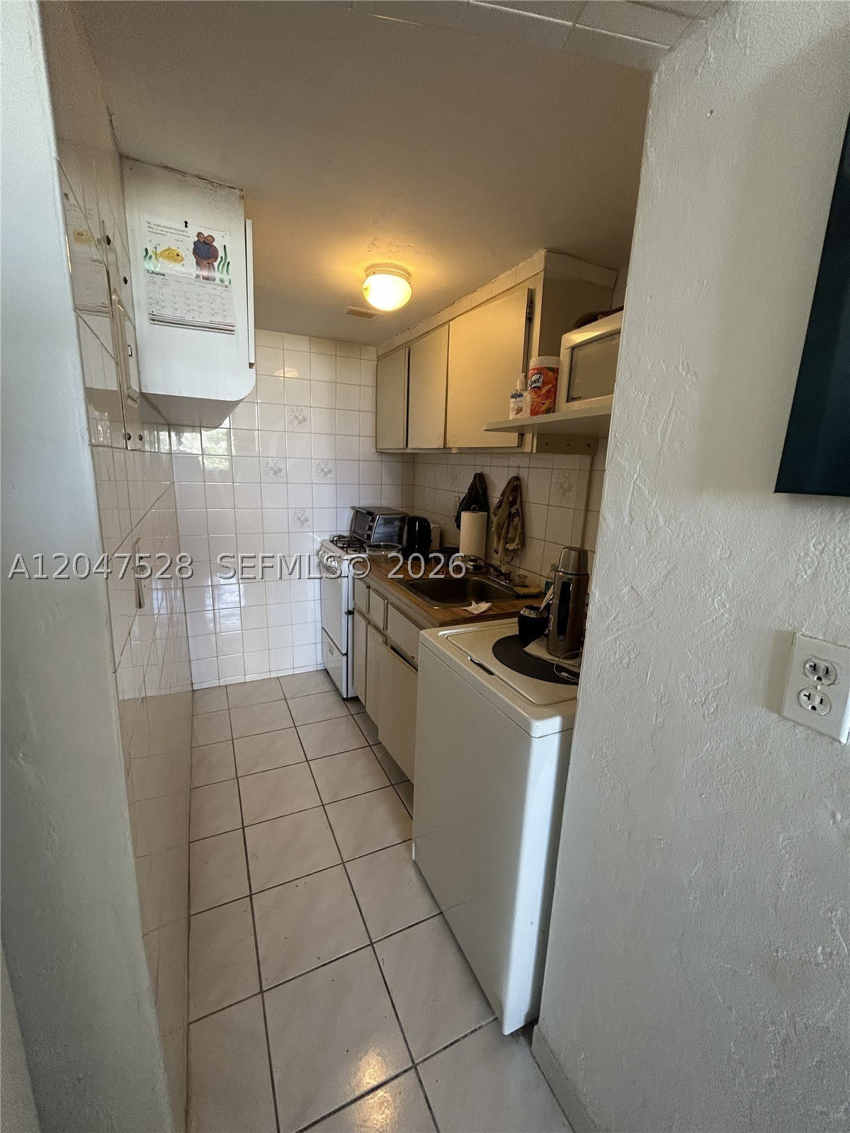 6484 Indian Creek Dr – photo 2