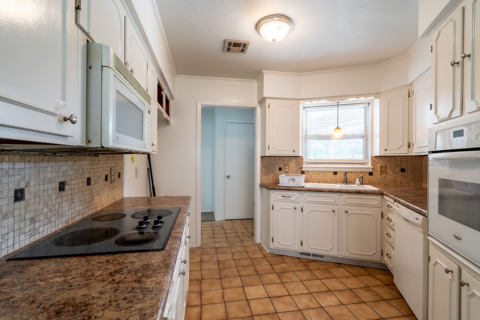 9041 E 33rd St, Tulsa, OK 74145 – photo 4