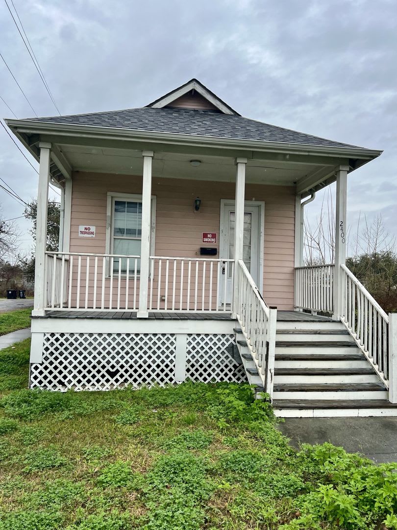 3 bed 2 bath single family home – photo 1