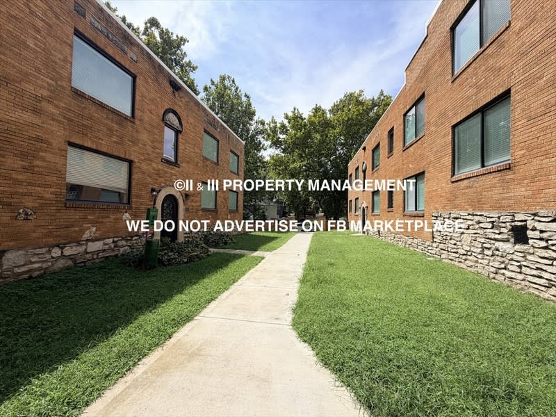 4509 Roanoke Parkway – photo 5
