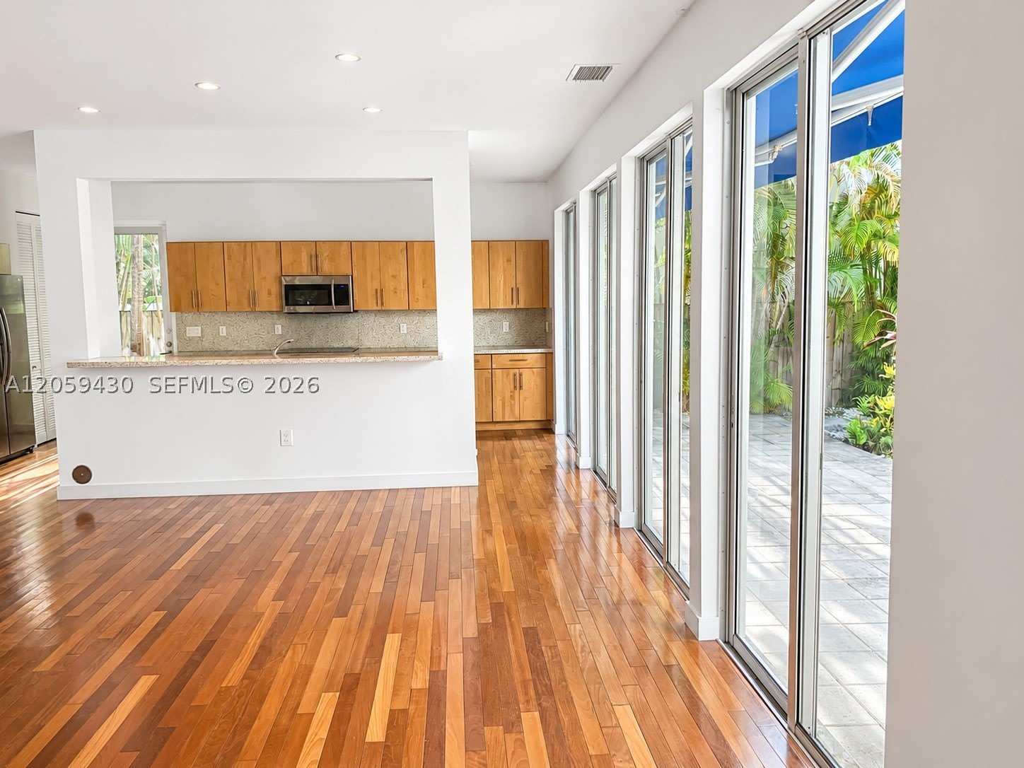 2954 Whitehead St – photo 5