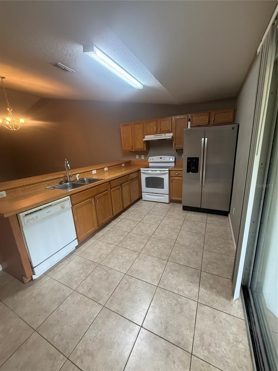 49 PROVIDENCE Lane – photo 5