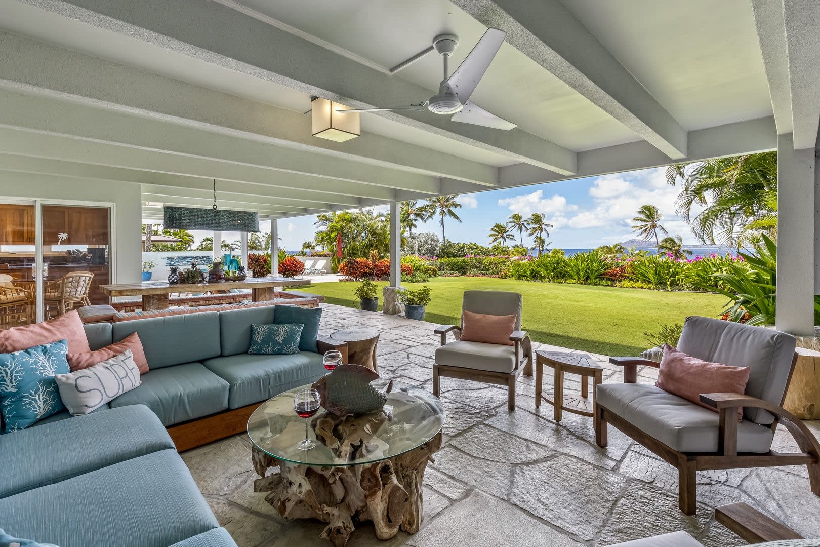 Exquisite haven in prestigious Portlock! AC, Ocean Views, Pool, Hale Ola – photo 4