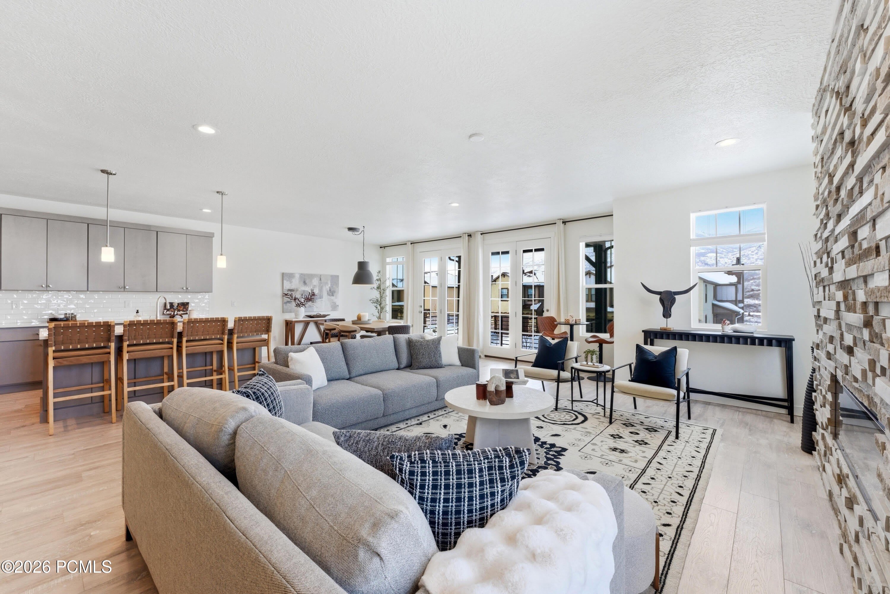 6097 N Brookline Road – photo 2