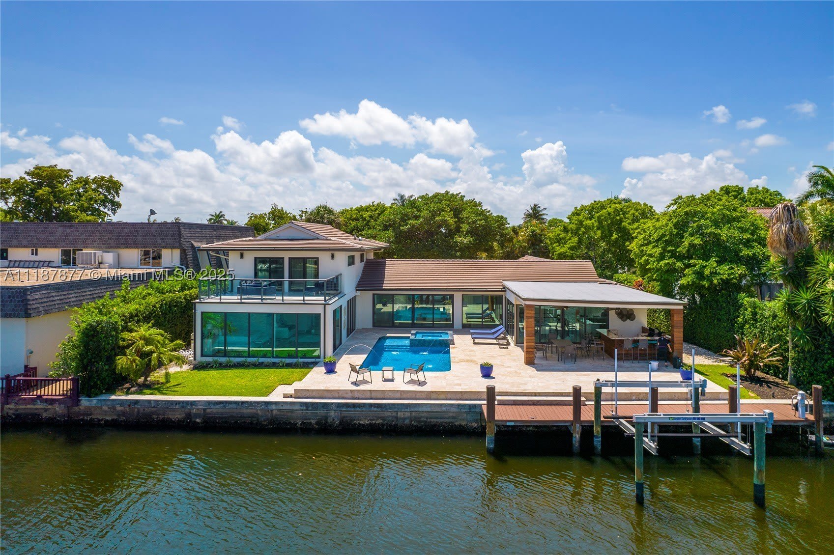 1025 Diplomat Pkwy – photo 3