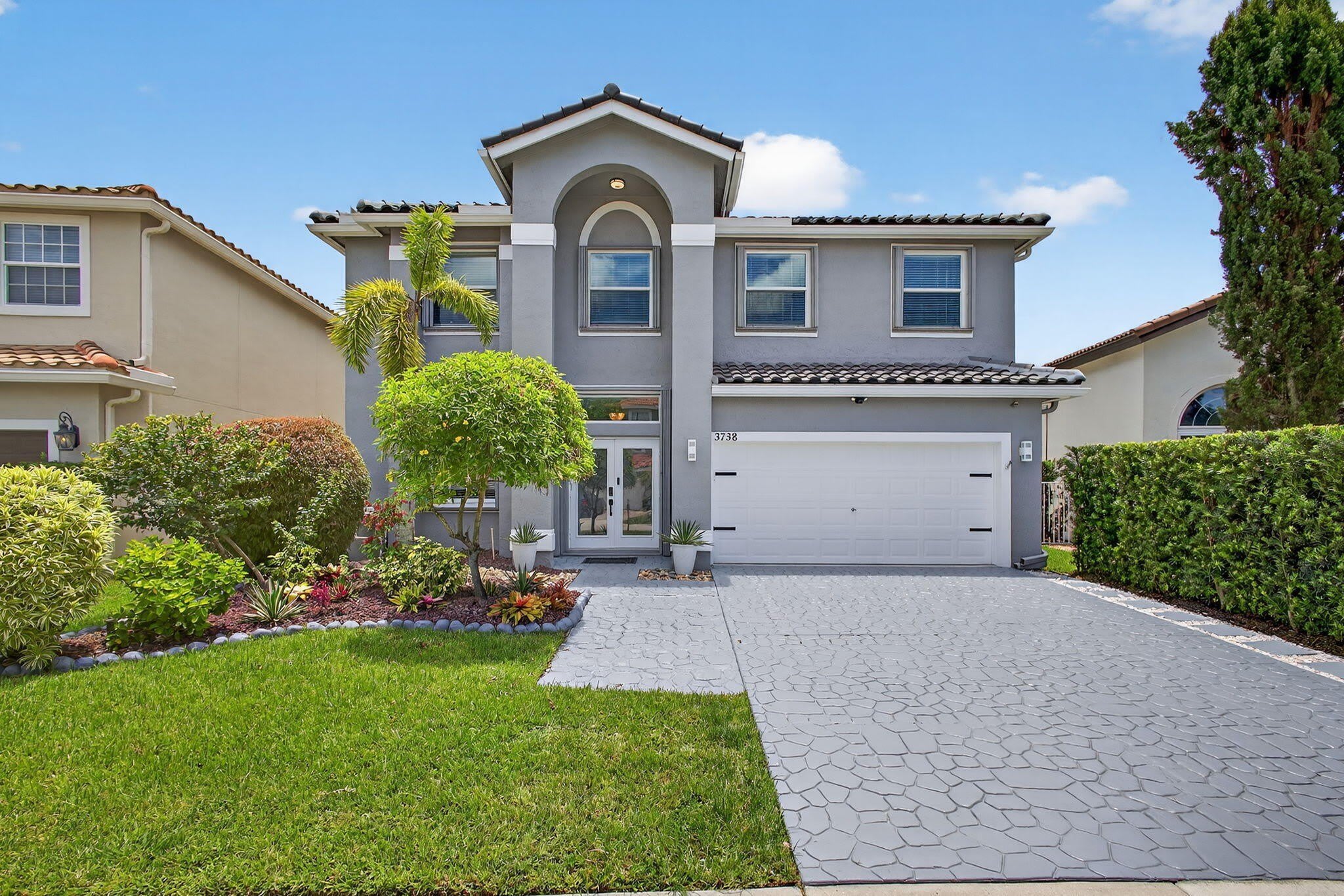 3738 Old Lighthouse Circle – photo 2
