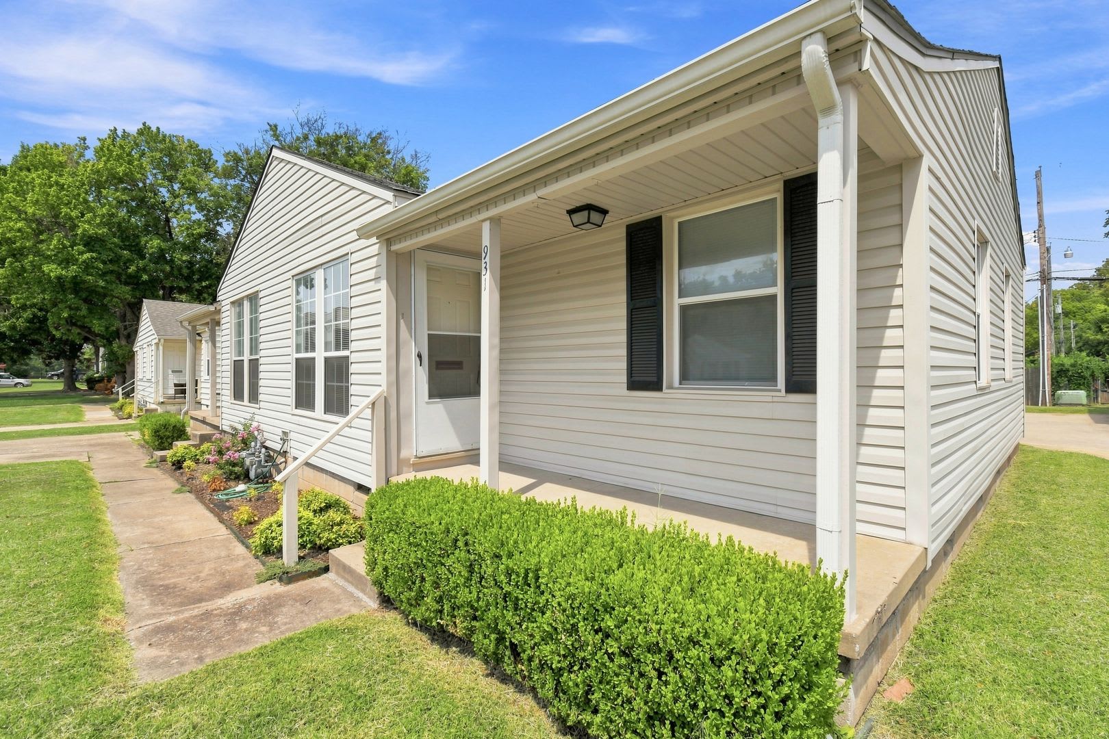 Beautiful 2 Bed 1 Bath in Quiet Area – photo 2