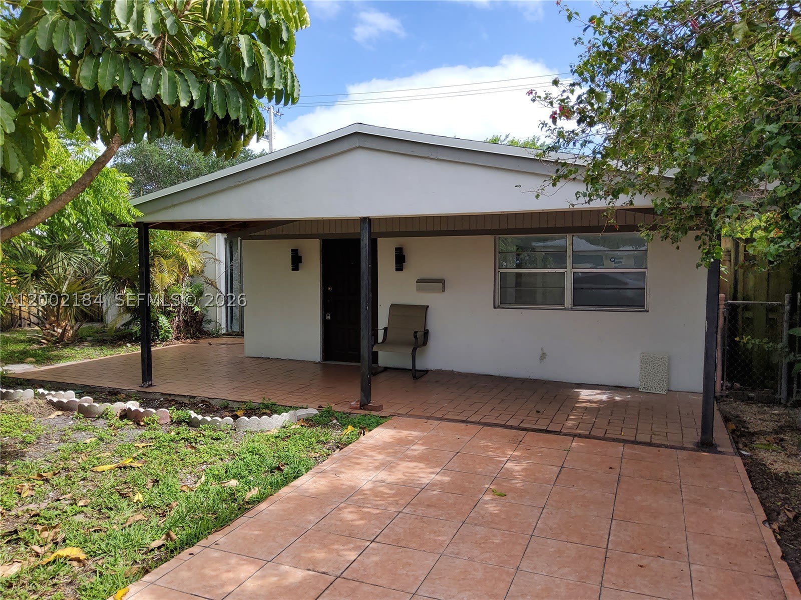 1348 NE 176th St – photo 1