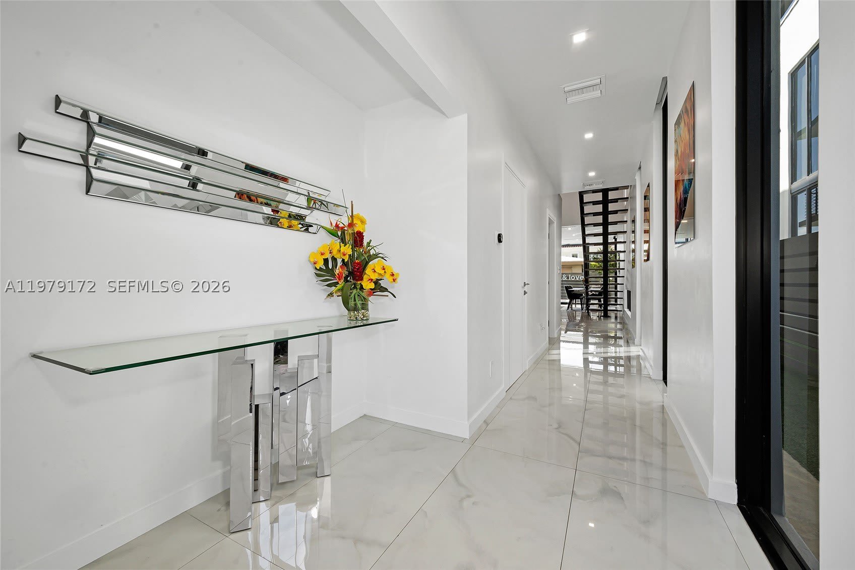 2516 NE 21st St – photo 4