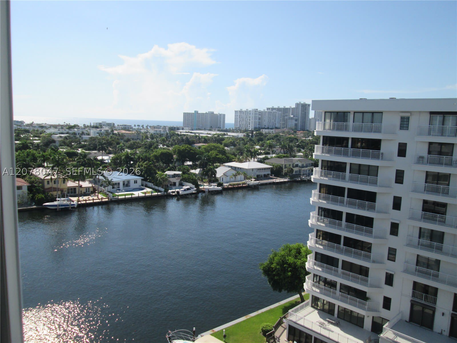 3100 NE 49th St – photo 2
