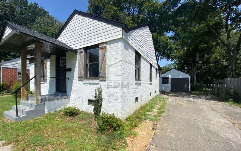 3694 Marion Avenue – photo 2