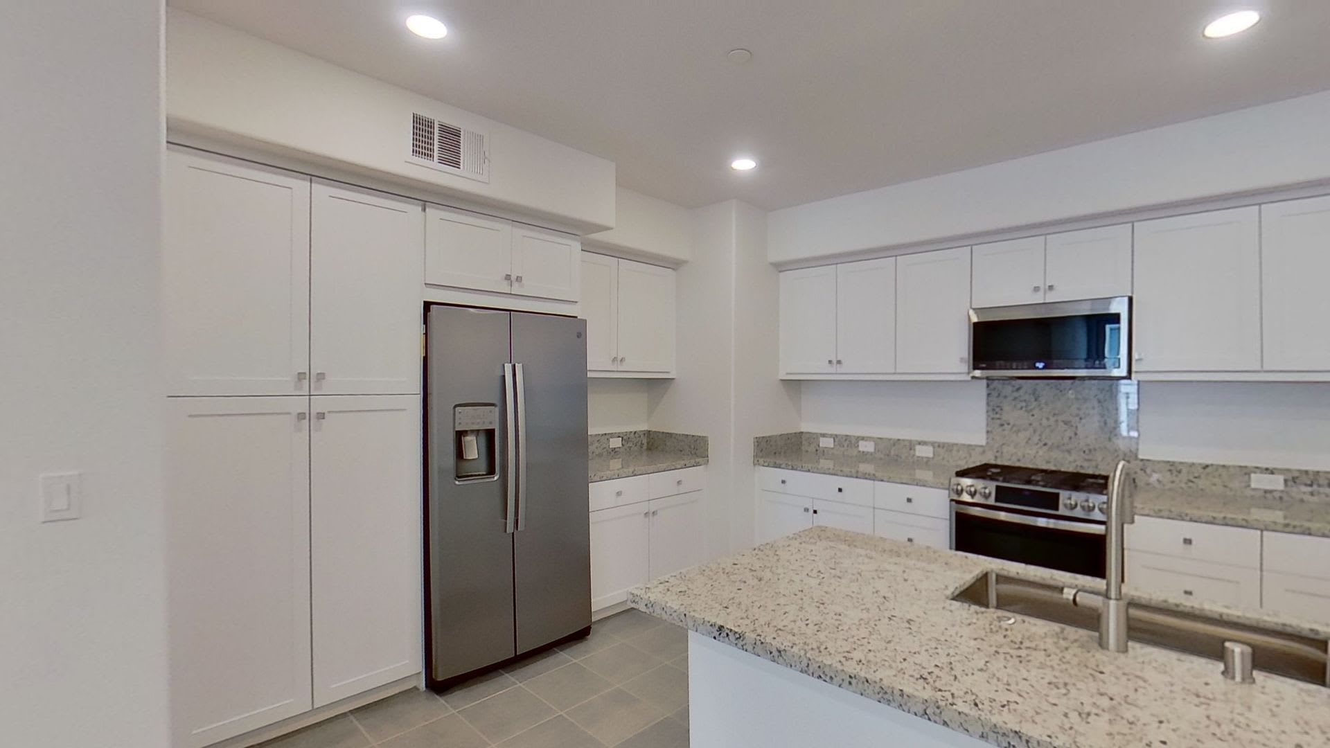 1859 S Union St #31, Anaheim: Spacious 1,400 sqft 2 Bed 2 Bath Condo with Community Amenities! – photo 4