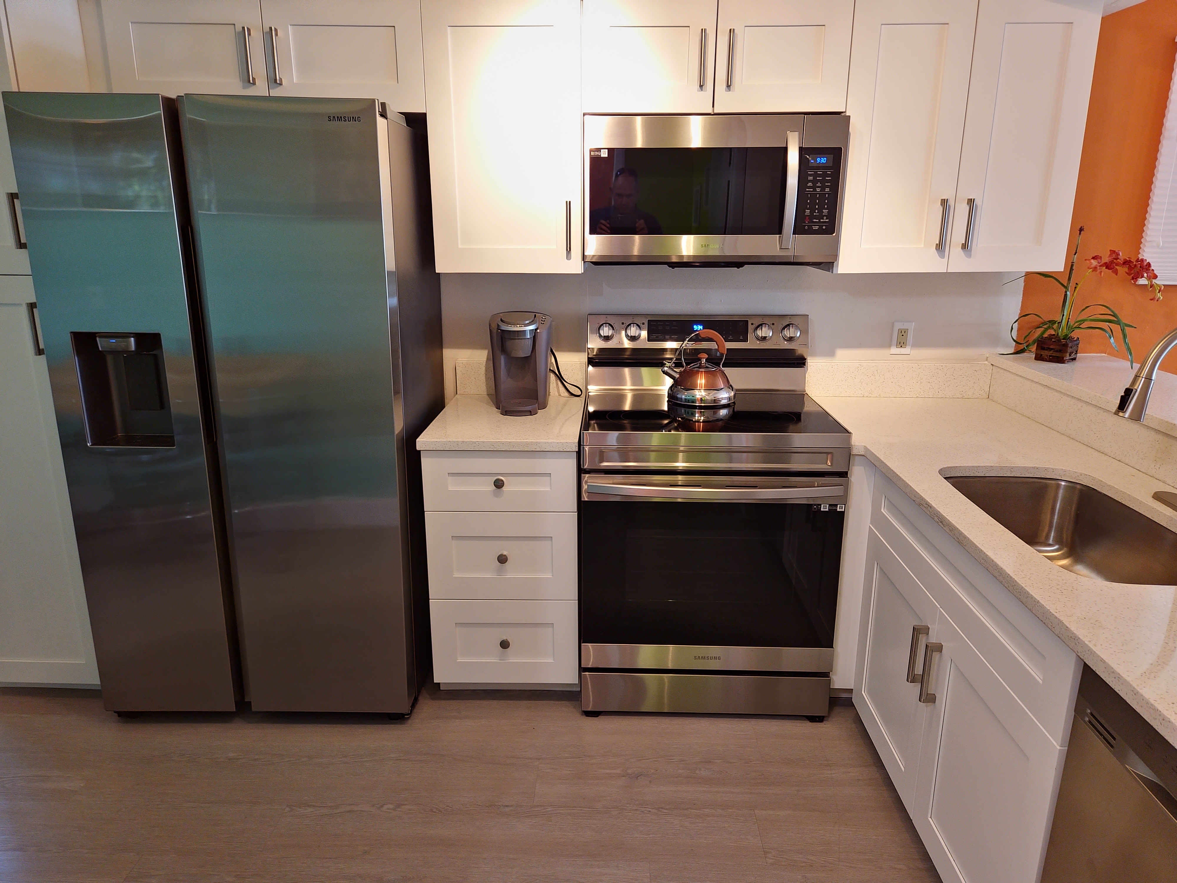 2124 N Tamiami Trail – photo 2