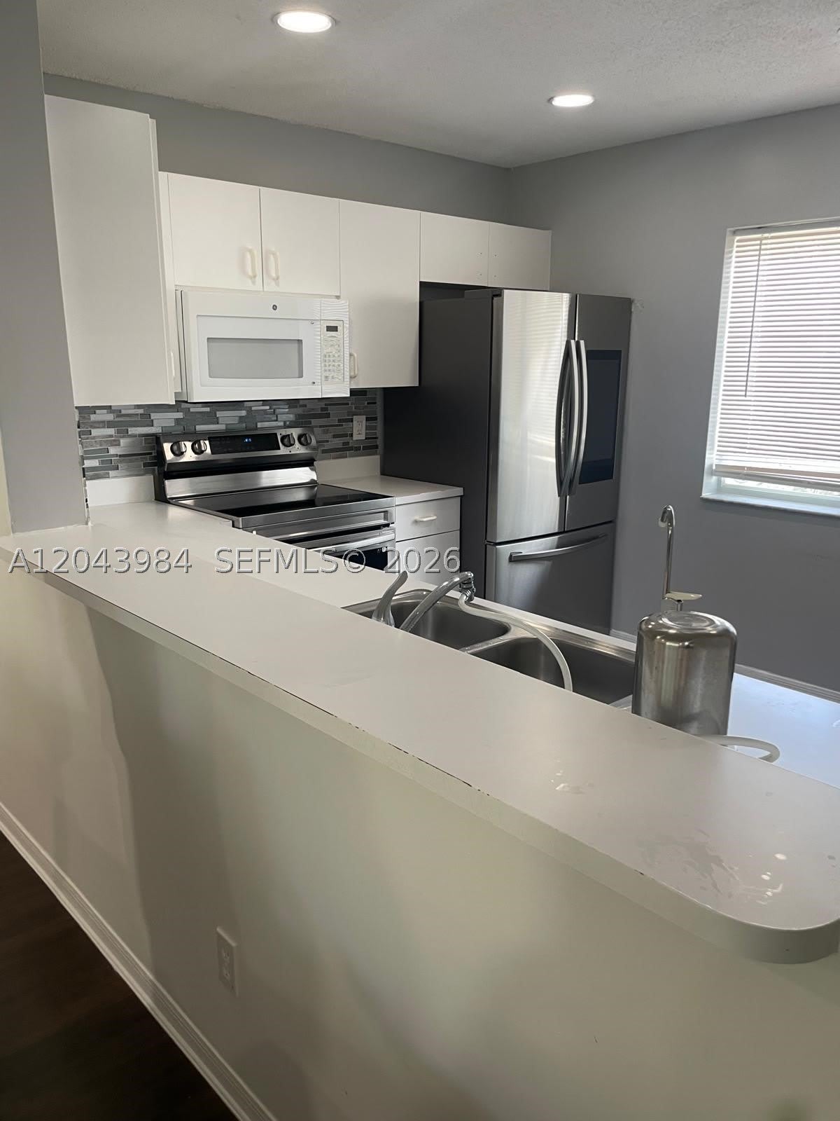 20863 NW 2nd St – photo 2