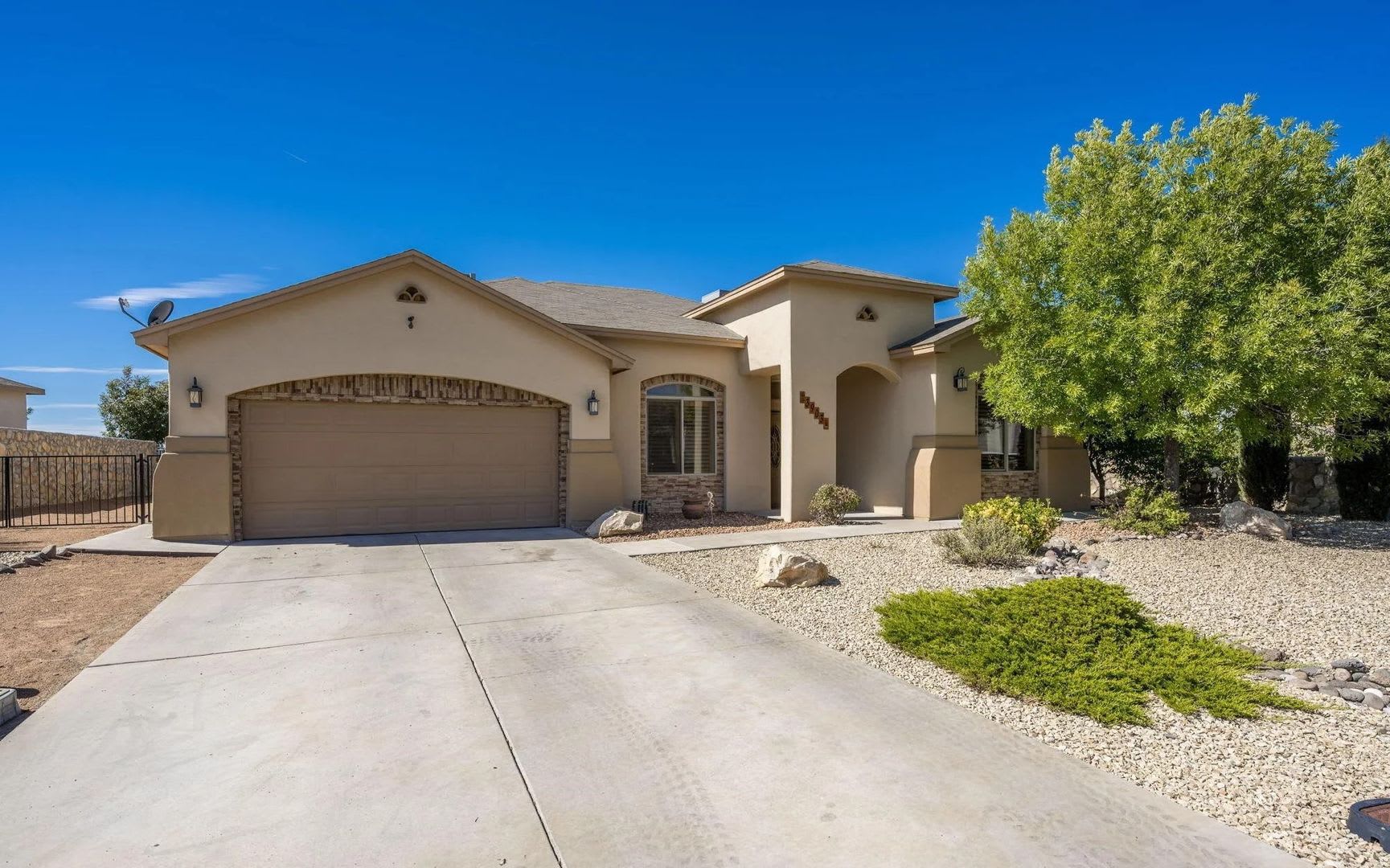 Coming in November-Gorgeous 5 Bedroom Home Off Sonoma Ranch – photo 1