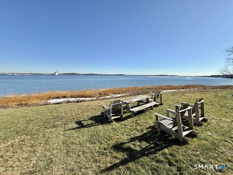 3 Bayview Place – photo 2