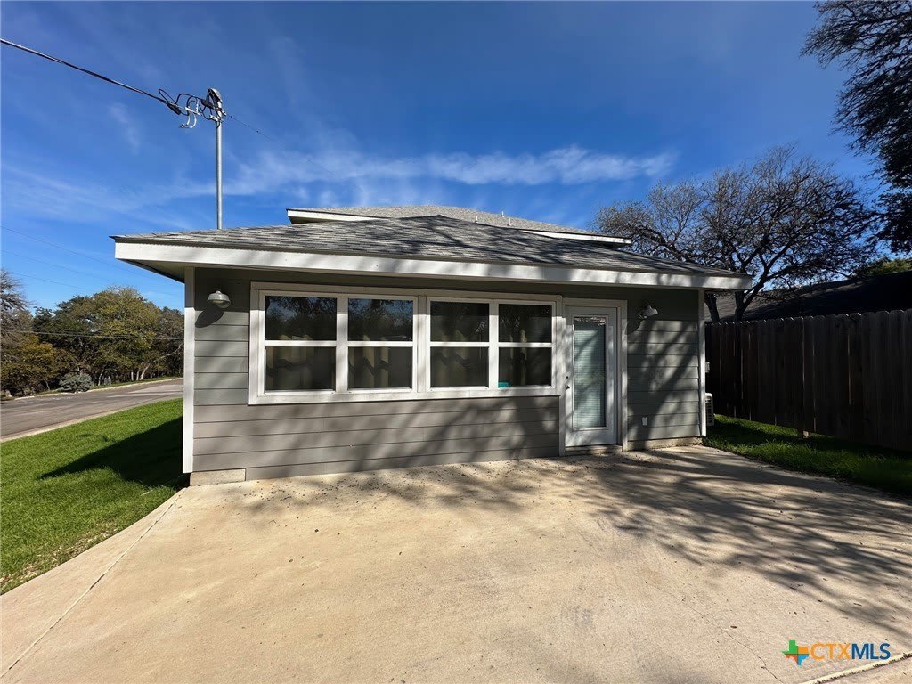 1419 Alamo Street – photo 2