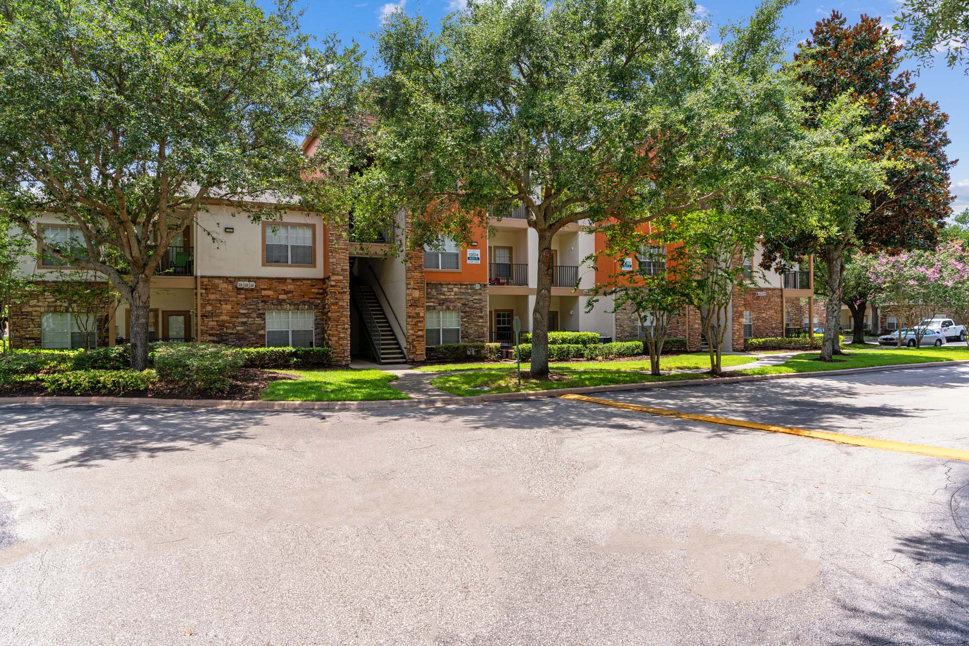 The Monaco at Waterford Lakes – photo 4