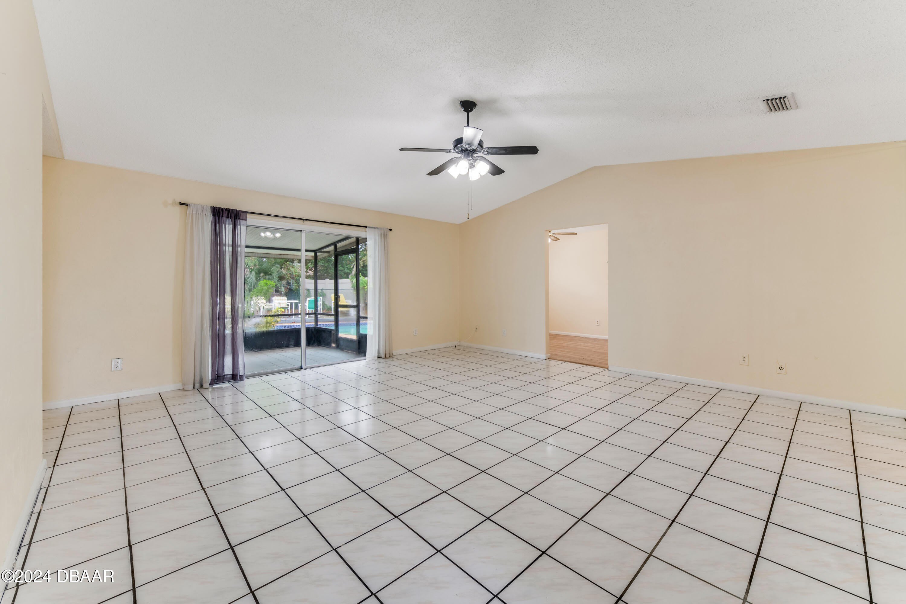 121 Westwood Drive – photo 5
