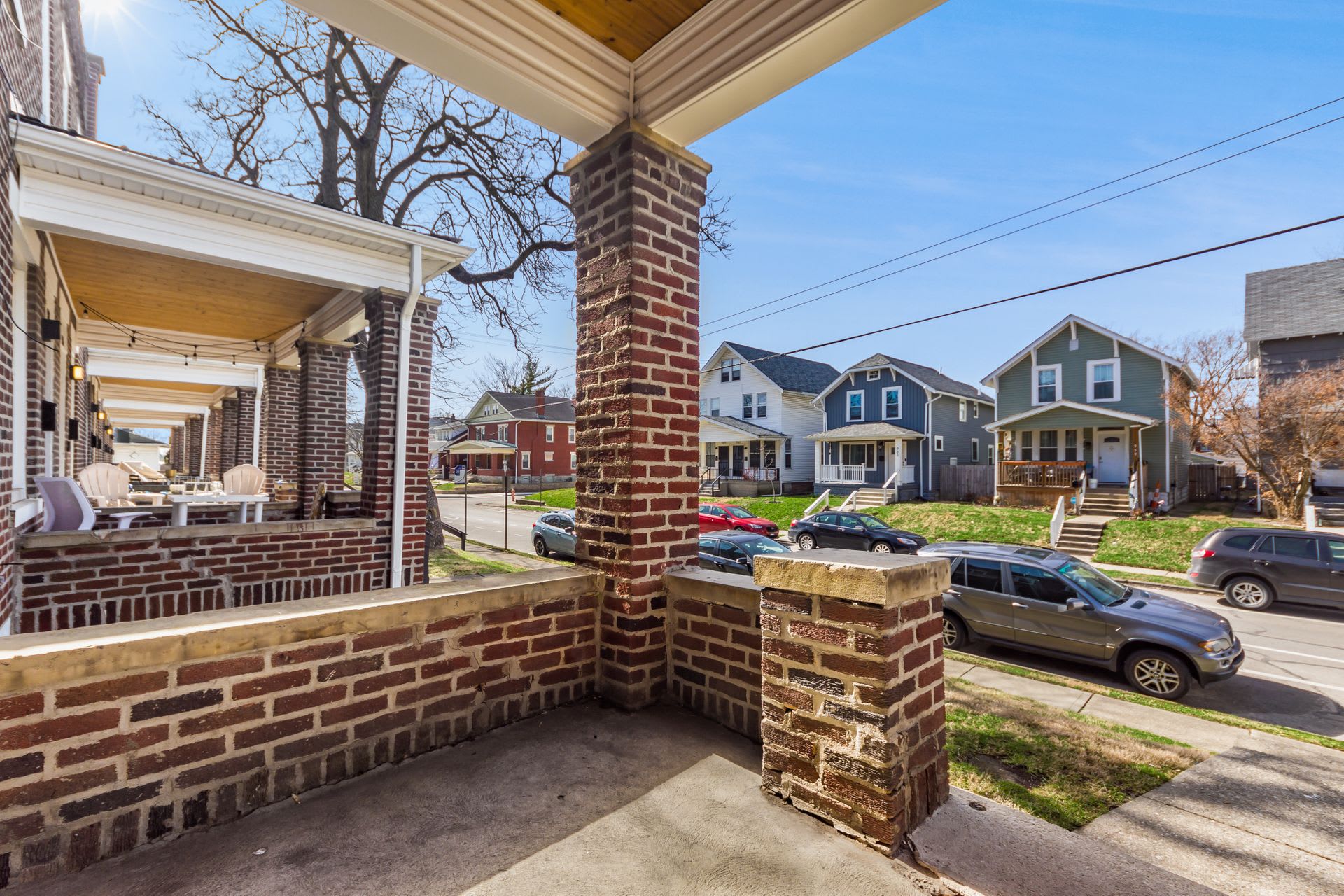 958 976 South Champion Avenue 960 – photo 4