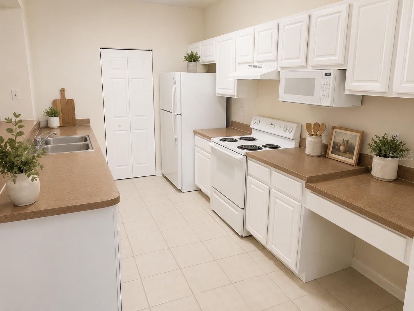 5001 Sunridge Palms Drive – photo 2