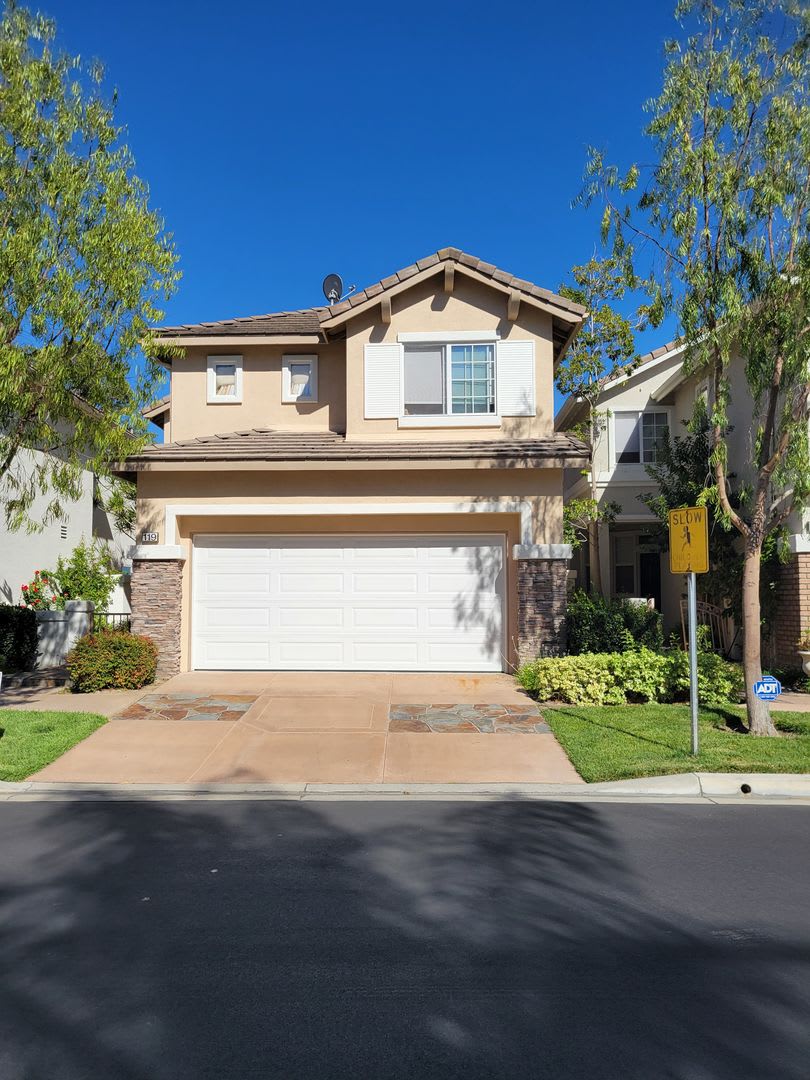 PICTURE PERFECT 2 BR/2 BATH PLUS LOFT DETACHED HOME IN GATED COMMUNITY – photo 1