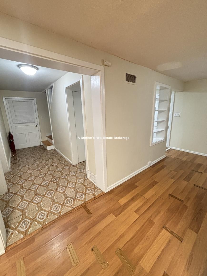 50 Oakdale Ave. – photo 3
