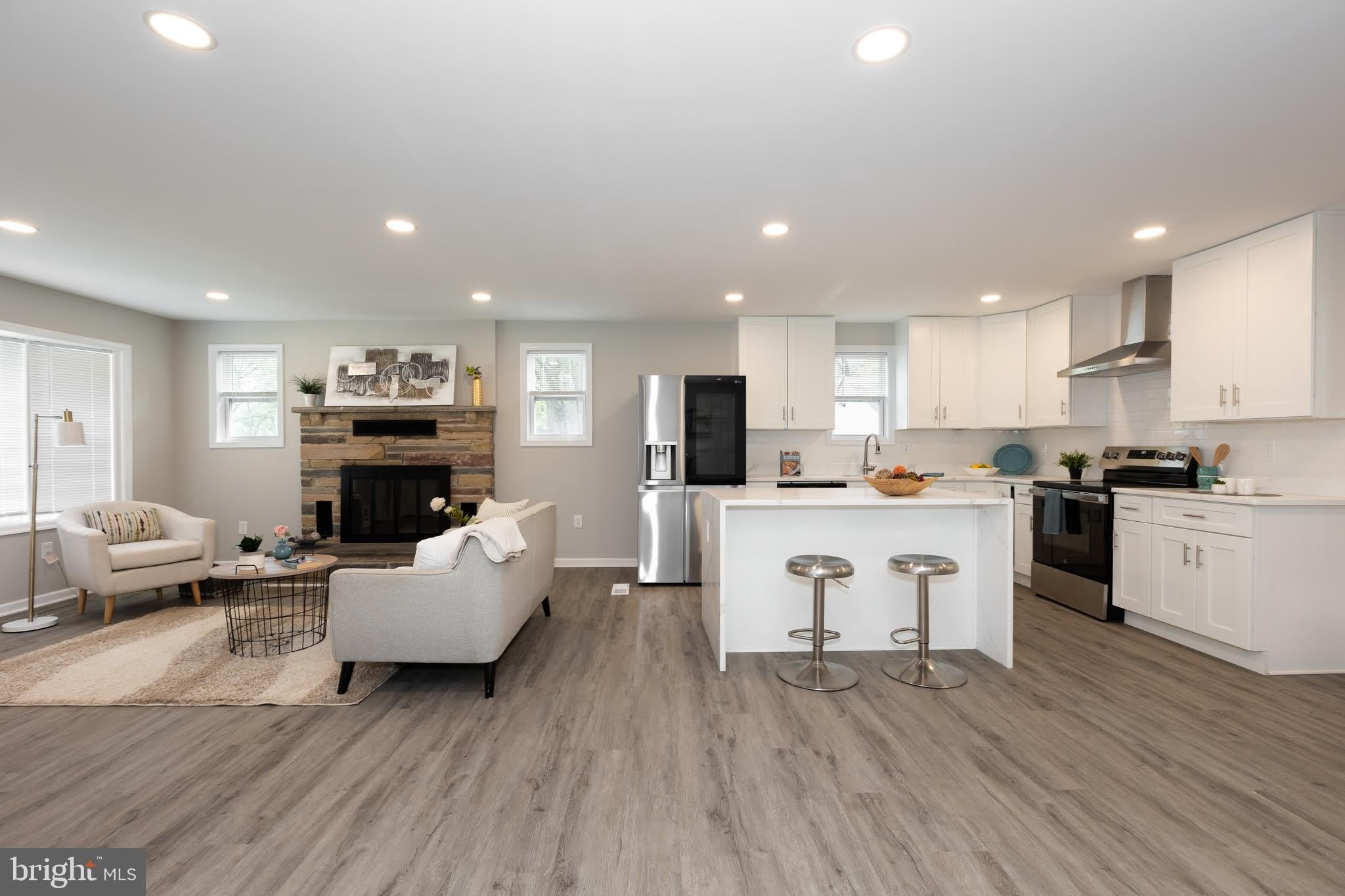 9520 48TH Avenue – photo 4