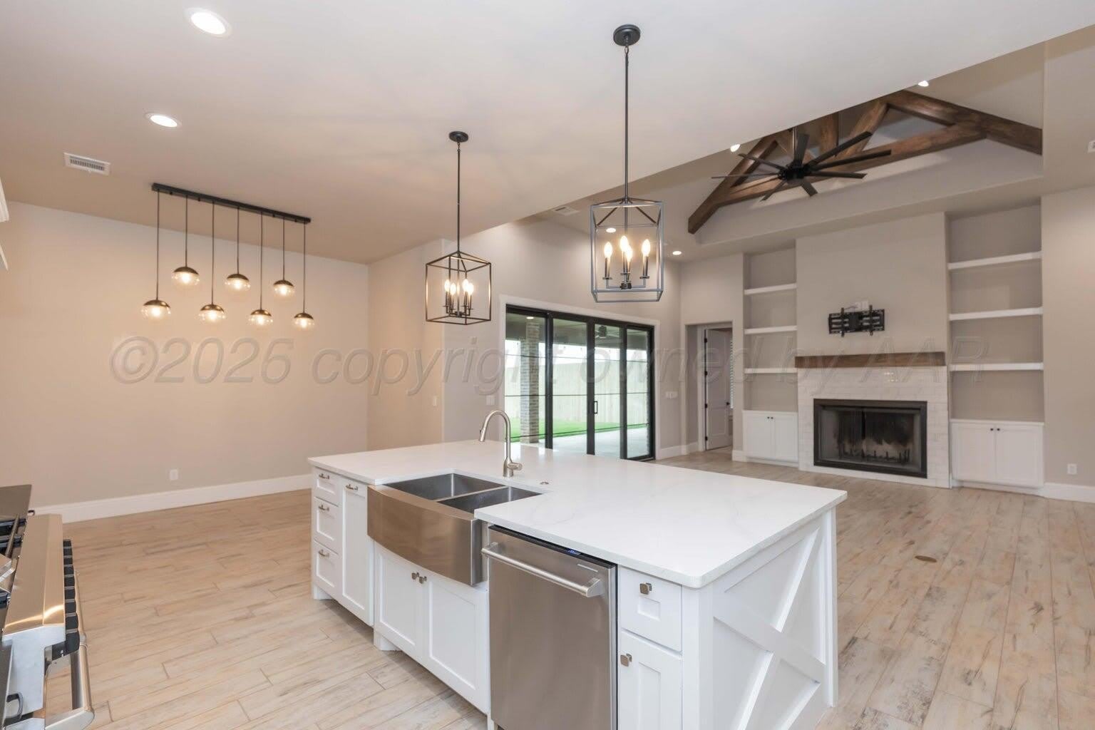 5901 Sheridan – photo 2