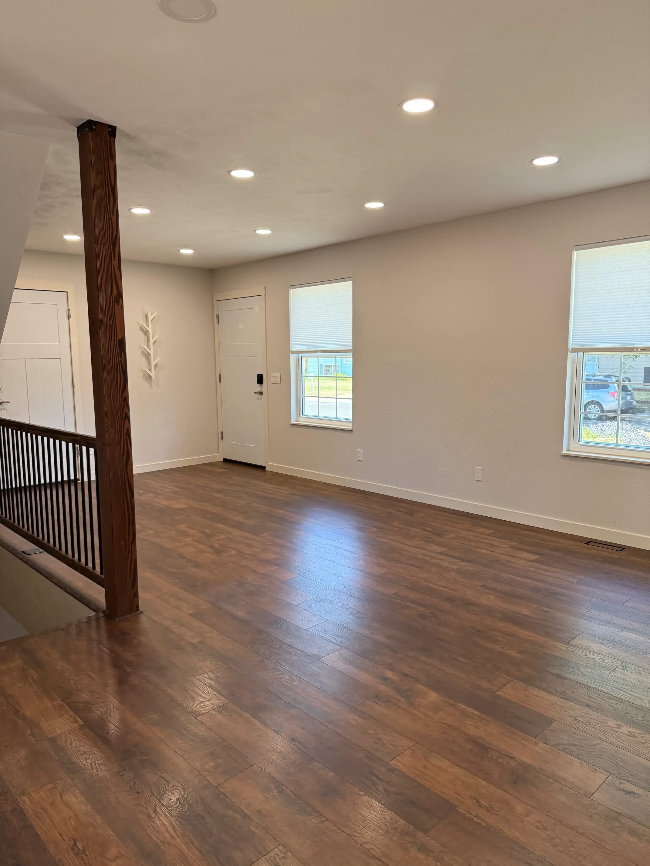 10501 Kline Way – photo 1