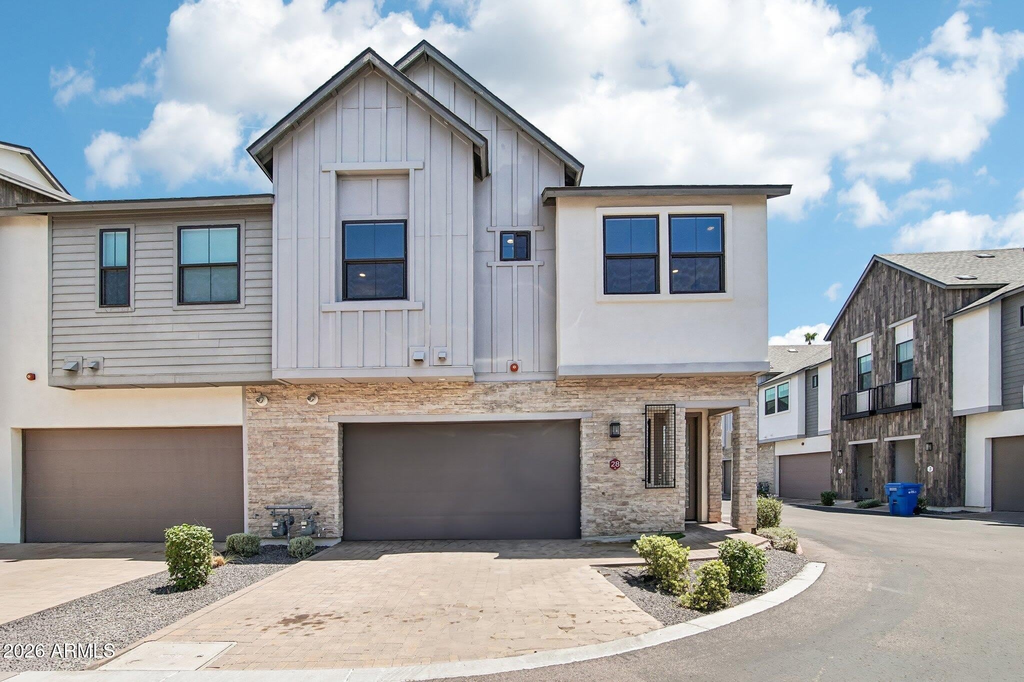 3200 N 39th Street – photo 1