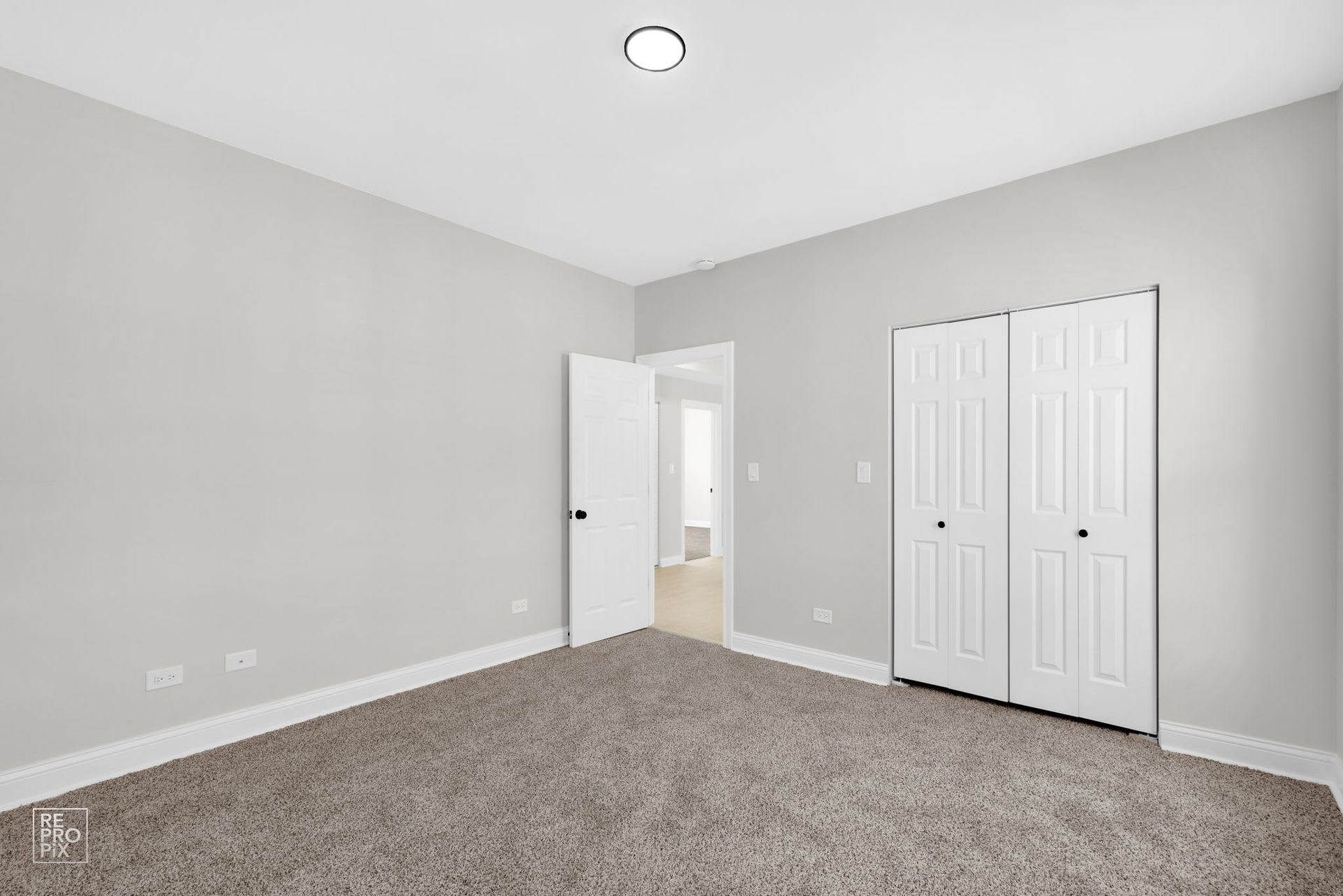310 N Menard – photo 3