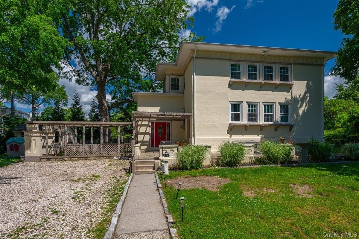 116 Soundview Avenue – photo 5
