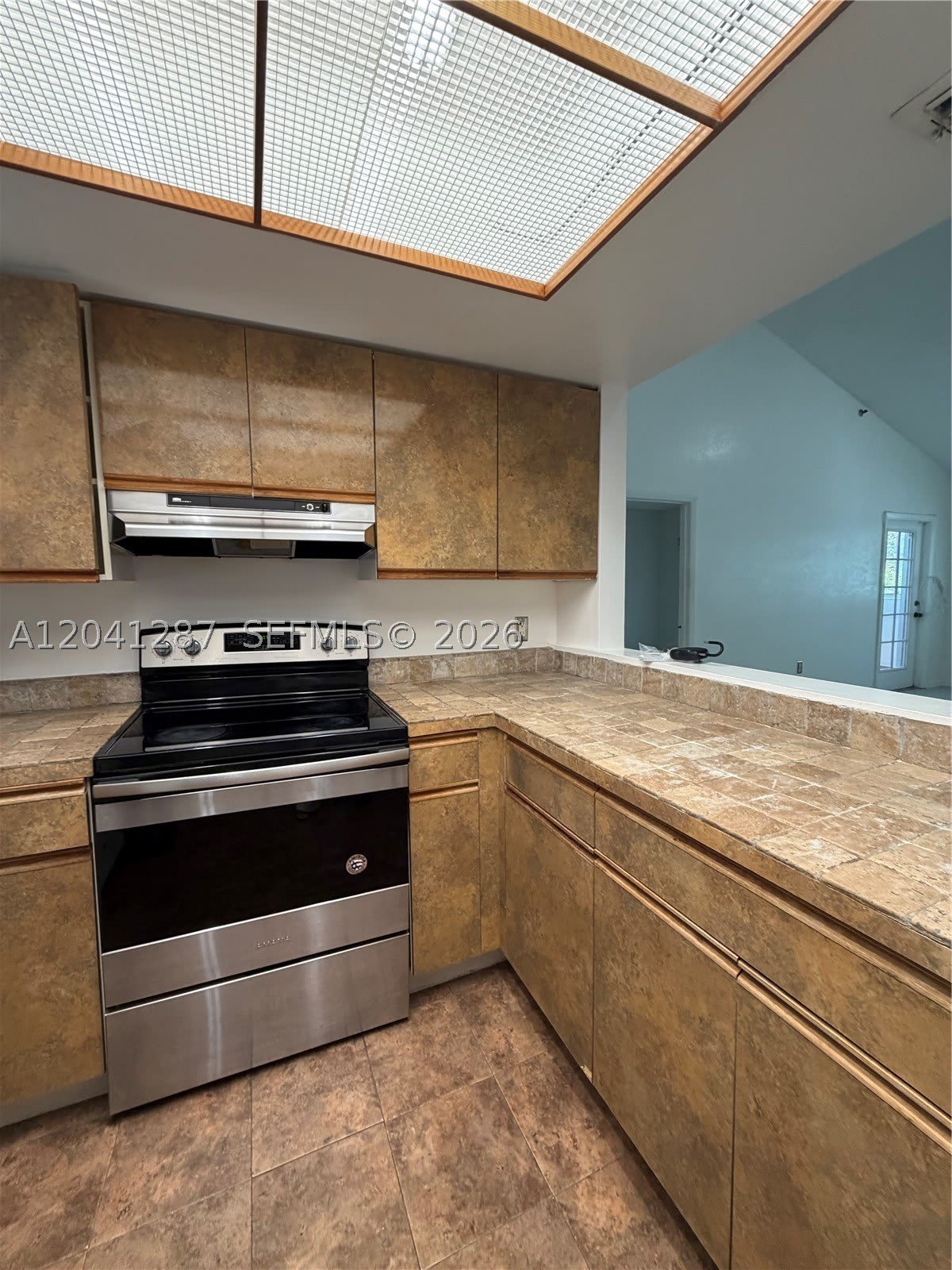 201 NW 7th St – photo 2