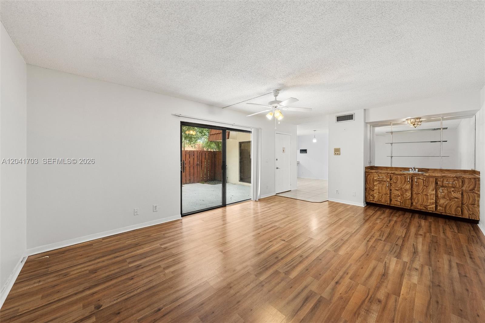 3118 Spanish Wells Drive – photo 2