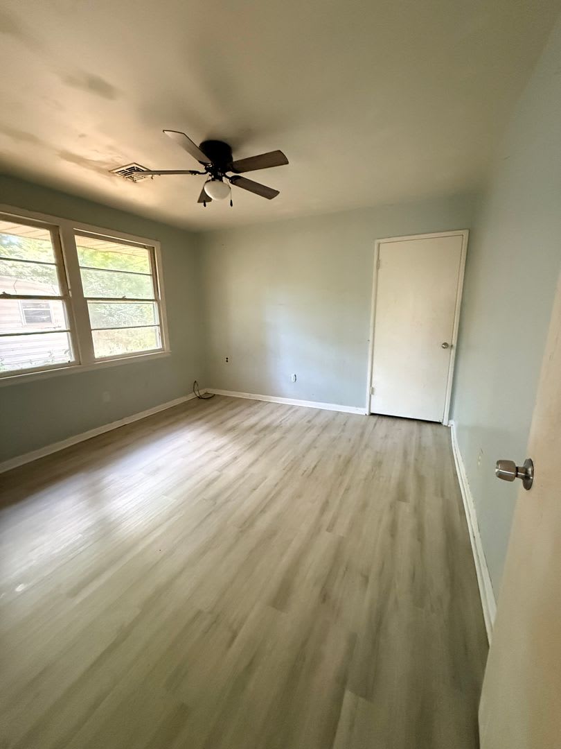 Affordable 3 bedroom 1 bath home – photo 5