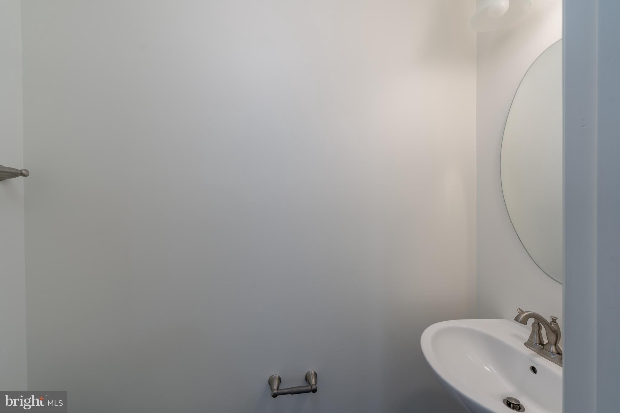 3223 CLEAR SPRING Drive – photo 4
