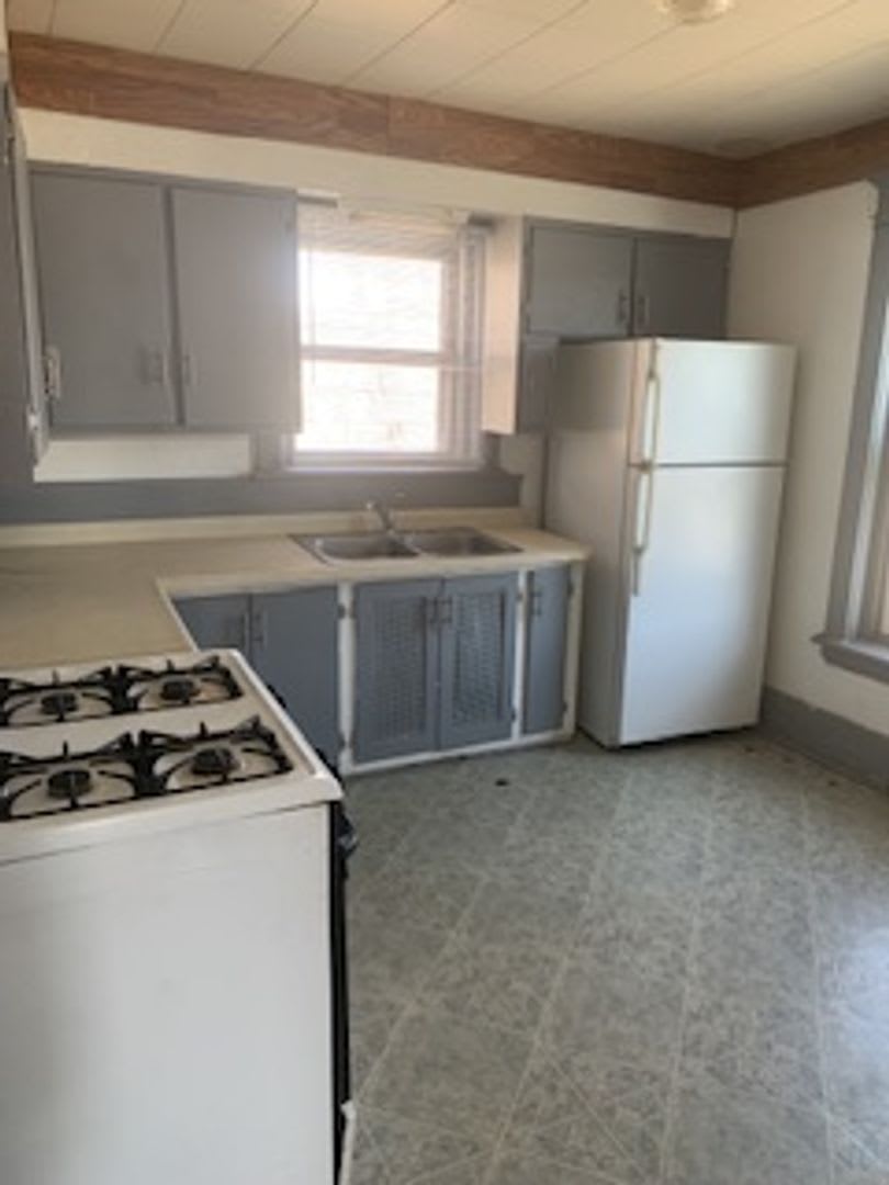 117 1/2 Lafayette Street – photo 3