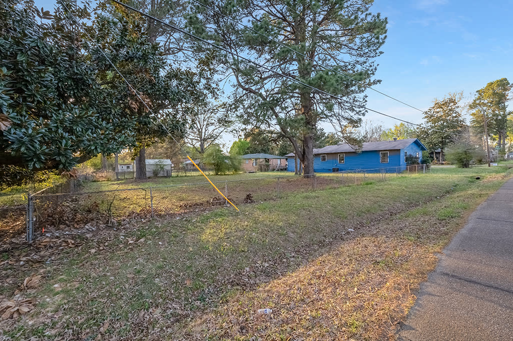 3001 Mason St – photo 3