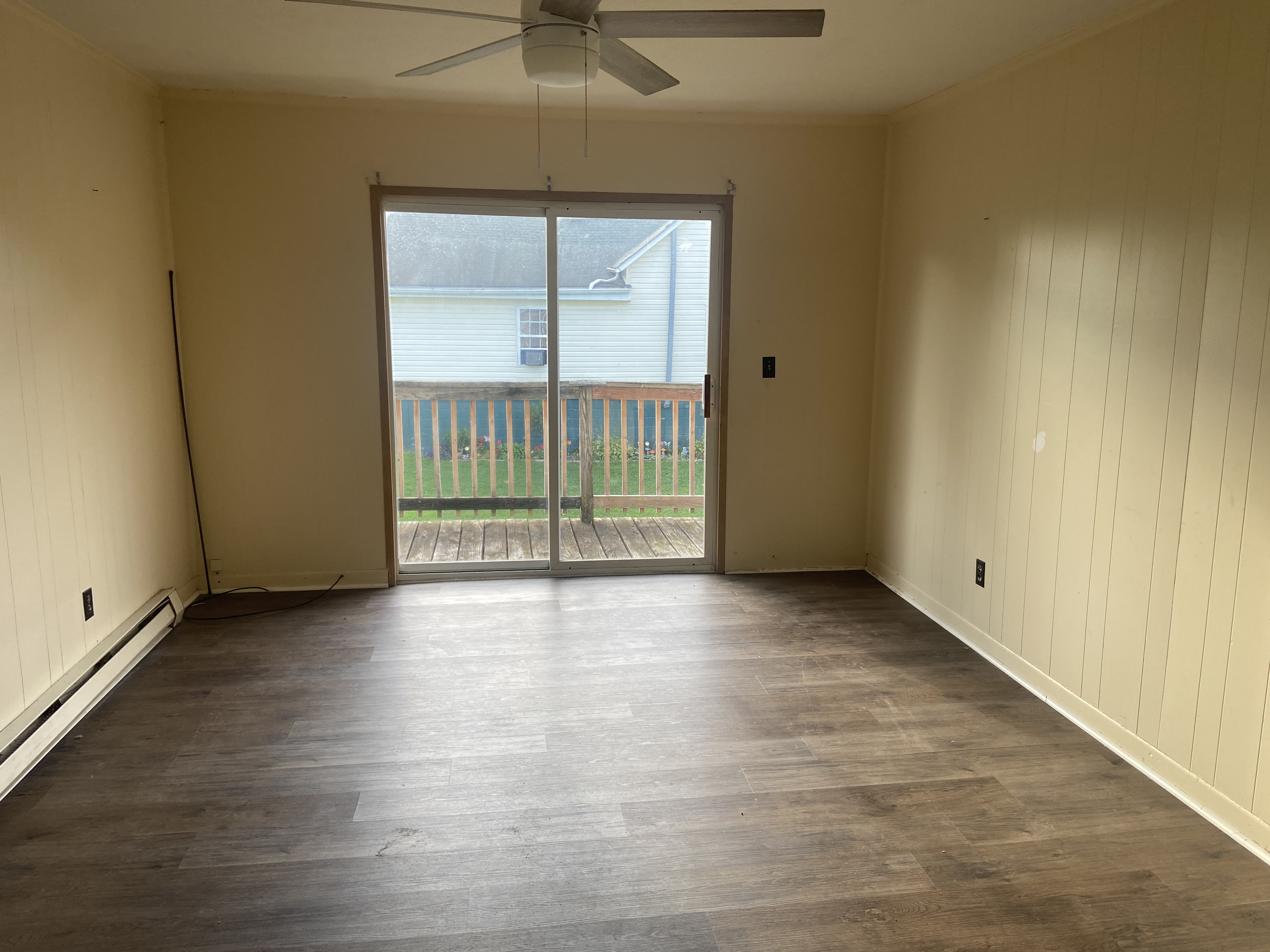 221 Rogers St – photo 2