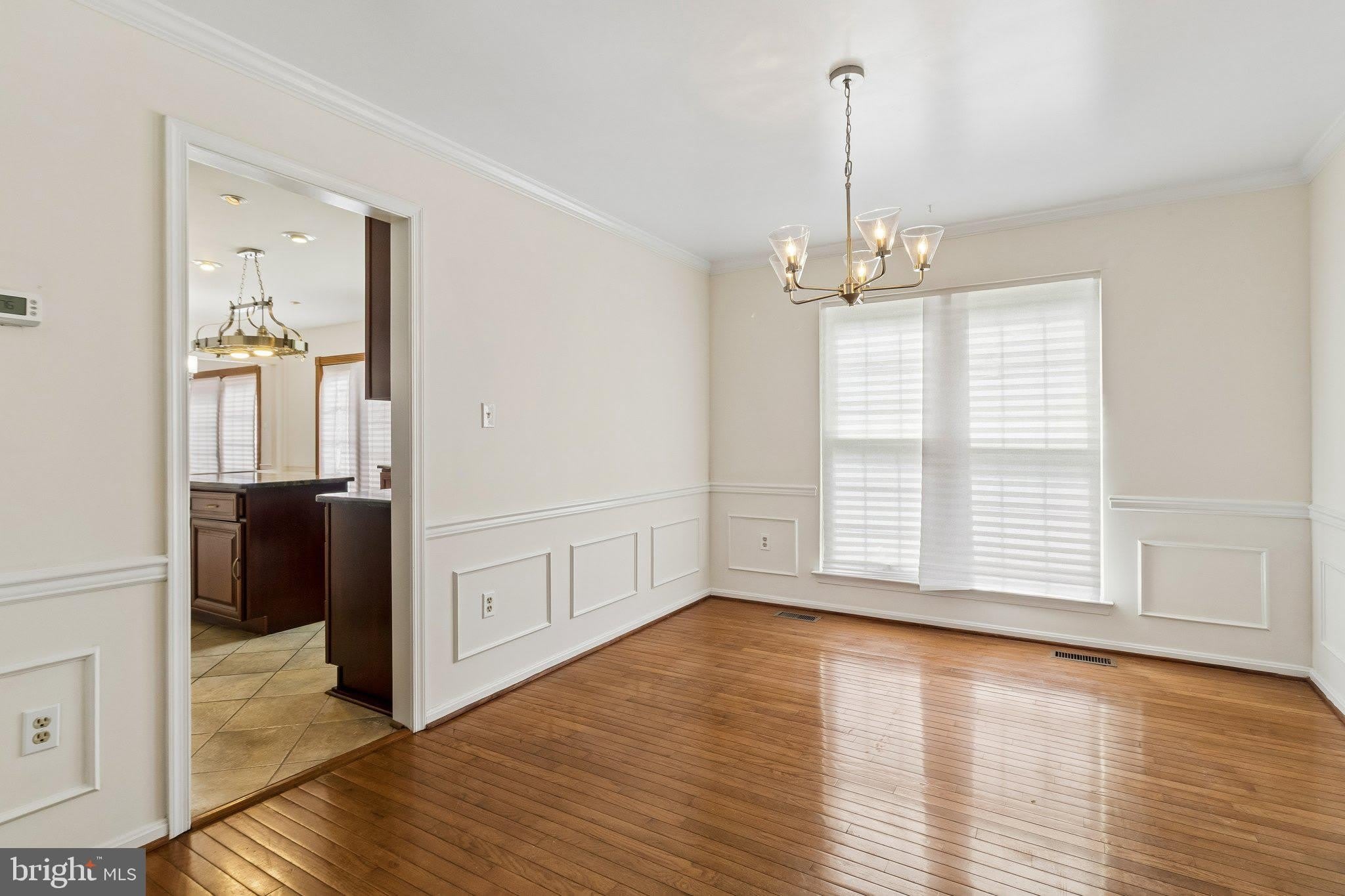 820 CHATSWORTH Drive – photo 3