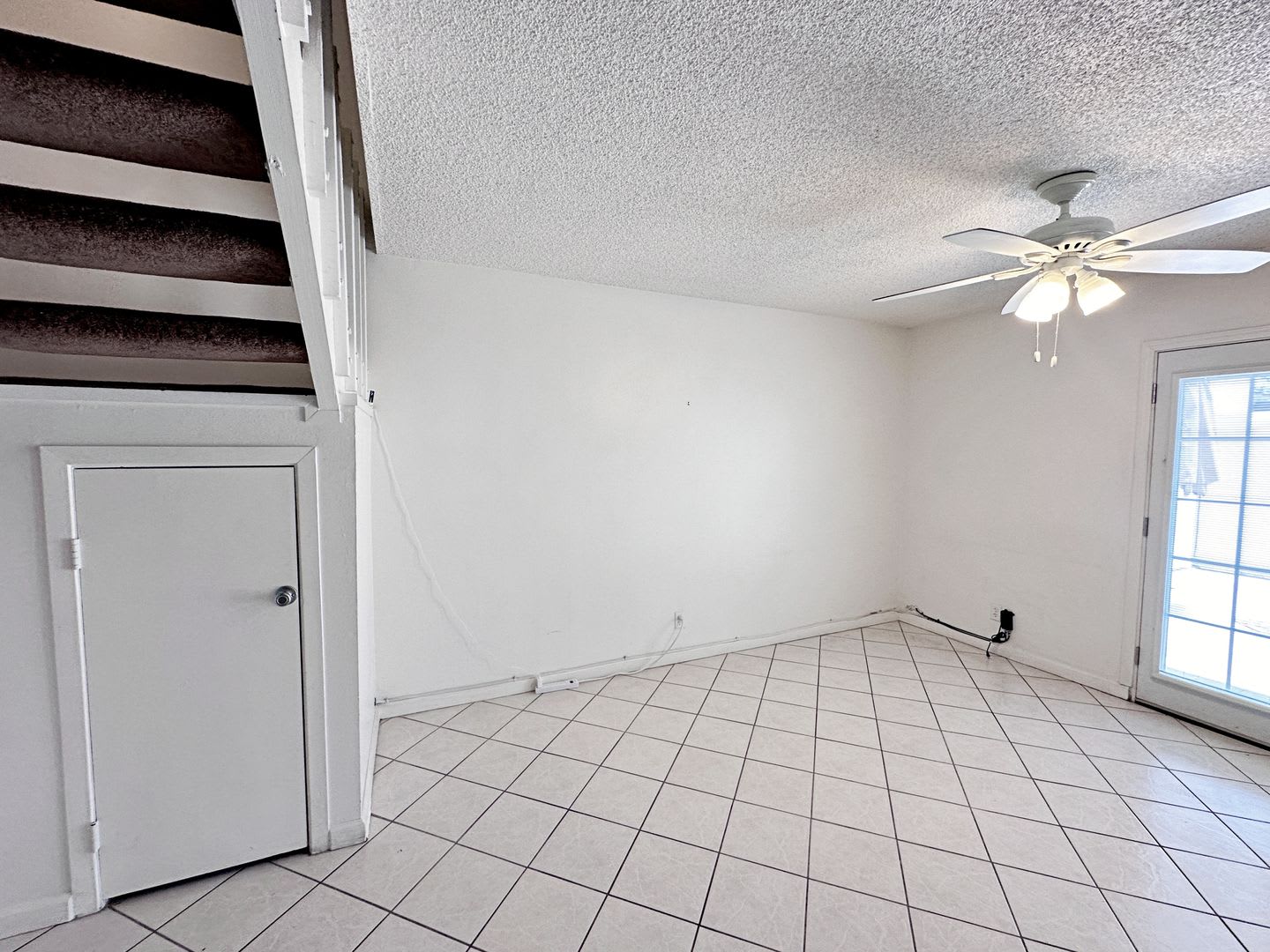 3 BEDROOM 2.5 BATH TOWNHOME – photo 5