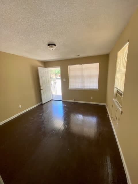 2117 Hunter Avenue – photo 2