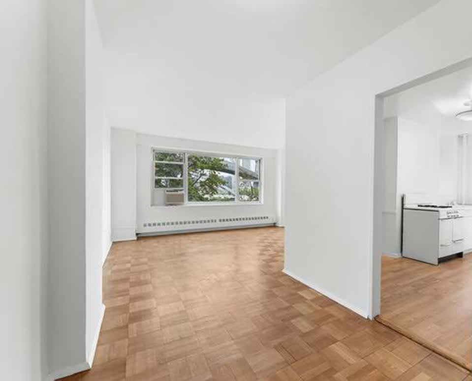 477 Fdr Dr – photo 2