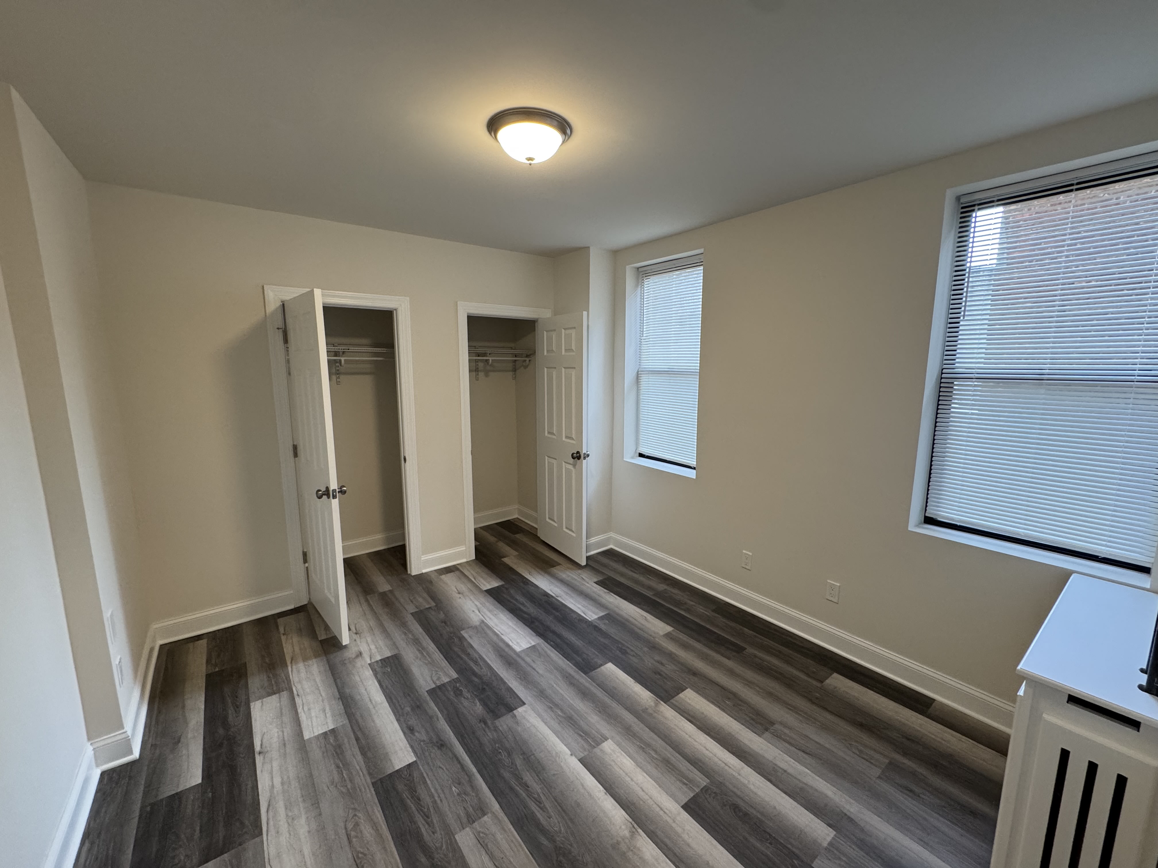 435 72nd St – photo 3