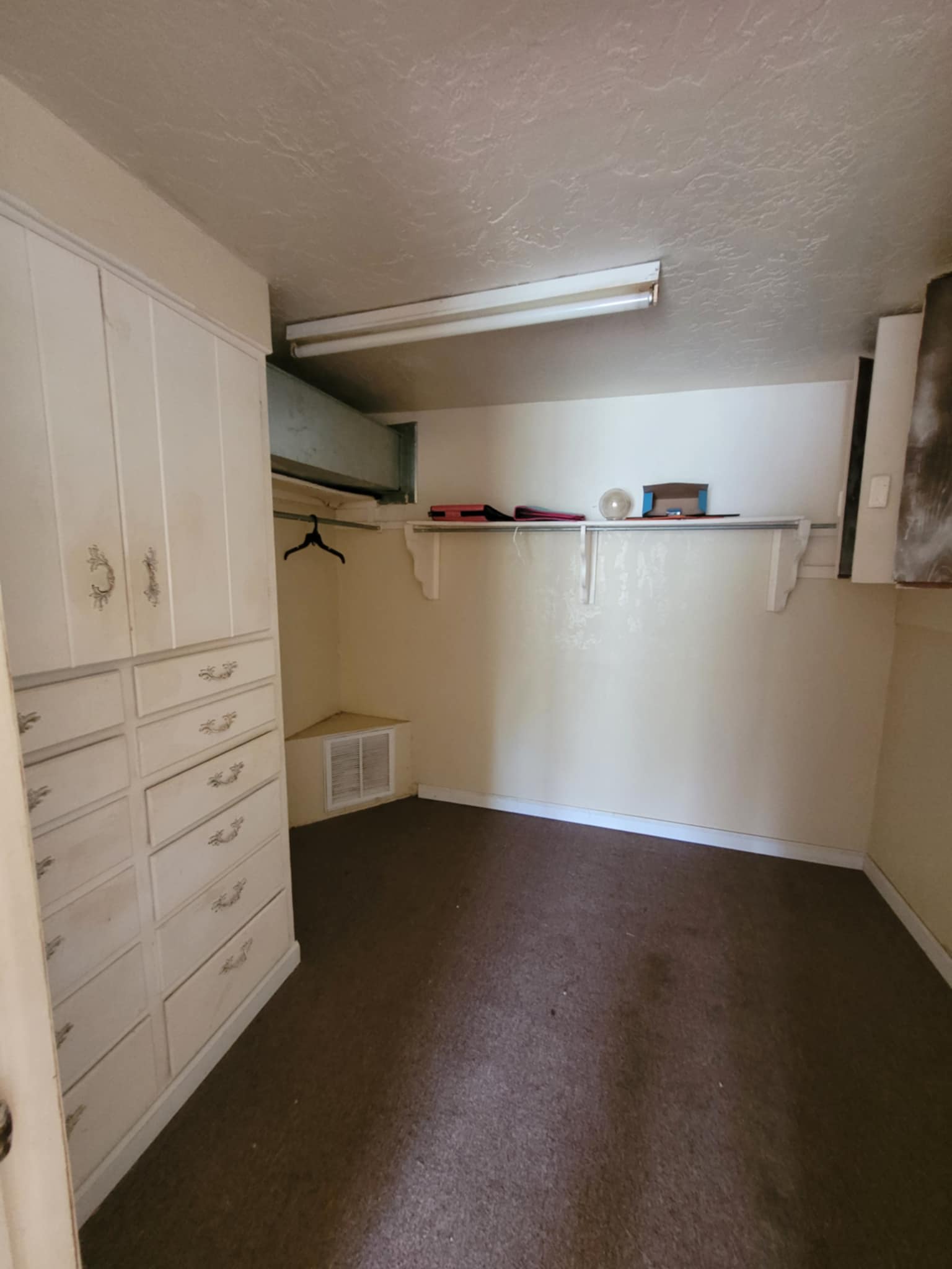 1211 West Oak Avenue – photo 5