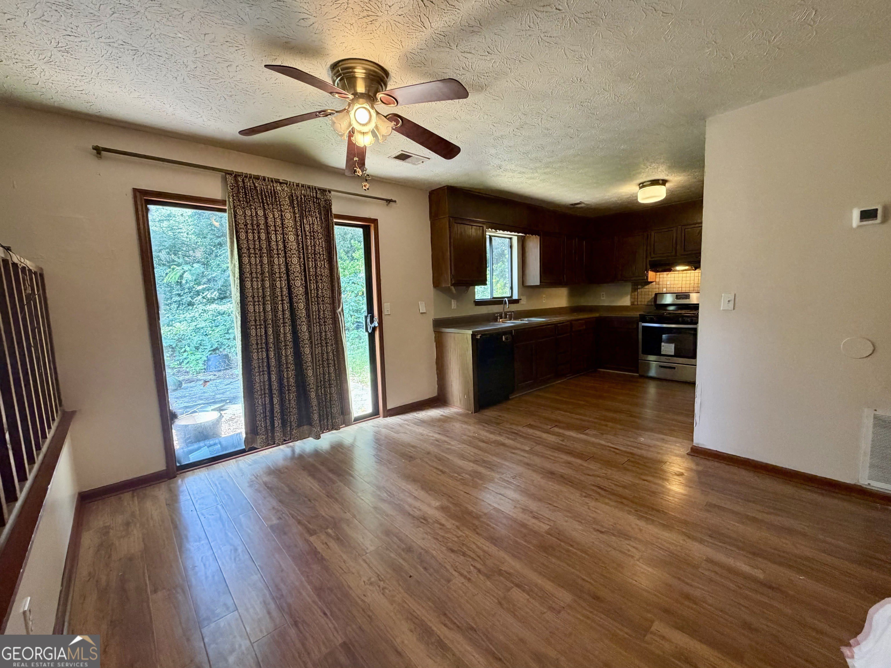 5185 Paisley Court NW – photo 3